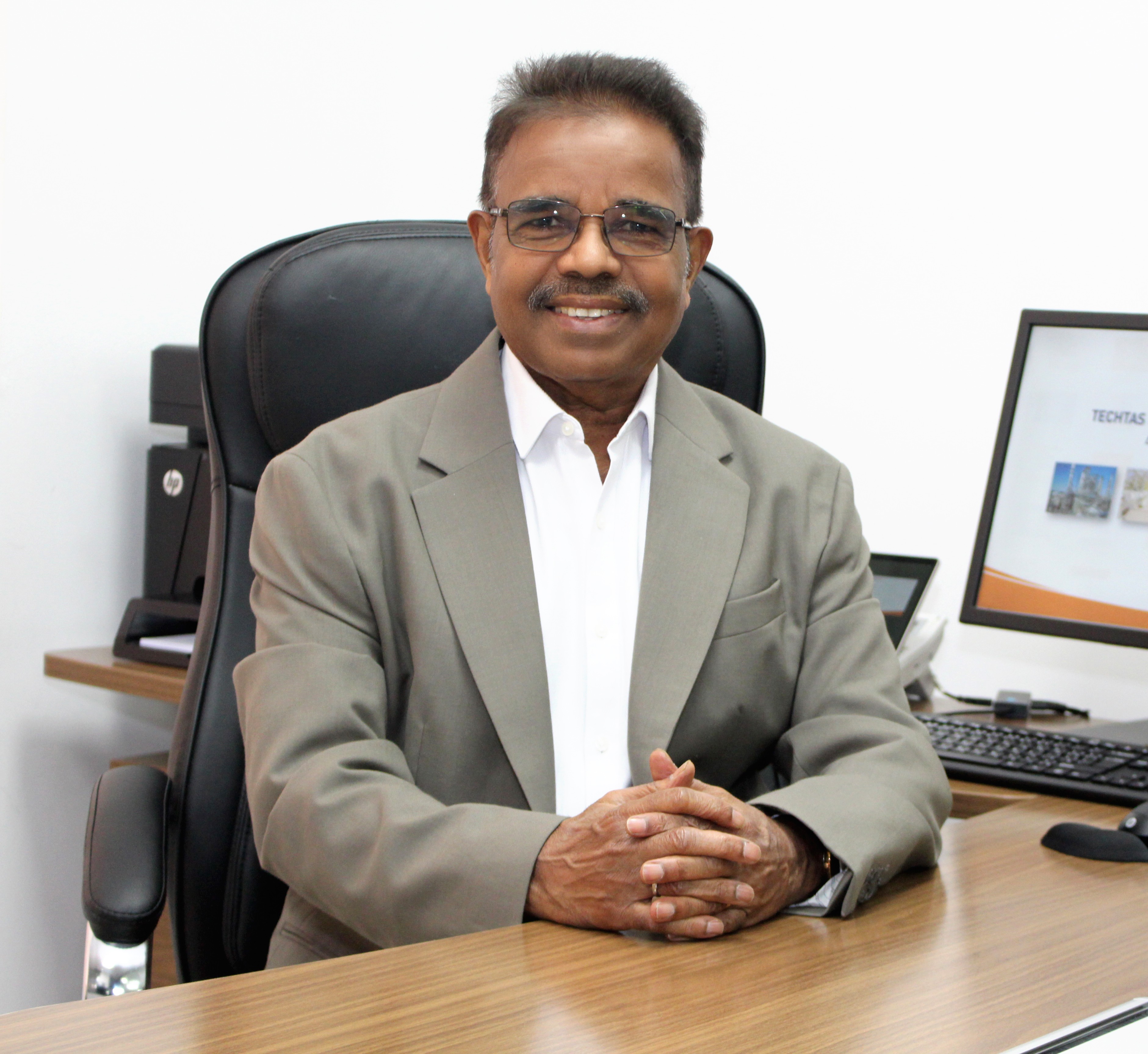 Silambu Kasinathan